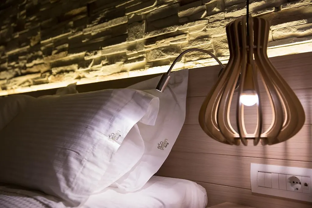 Eco Green Living Toroni Apartment