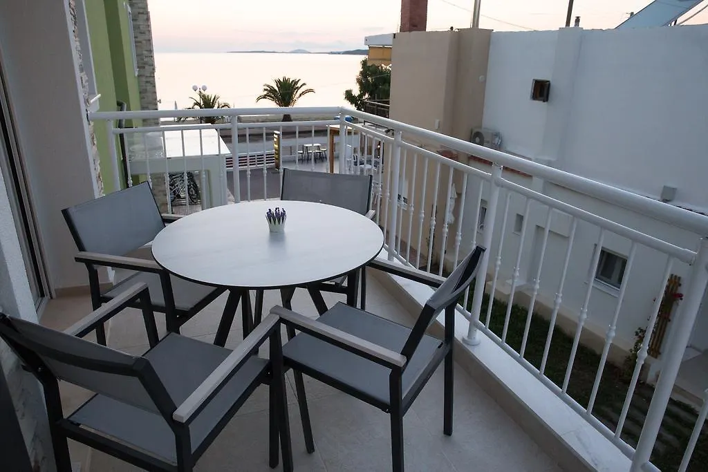 Eco Green Living Toroni Apartment