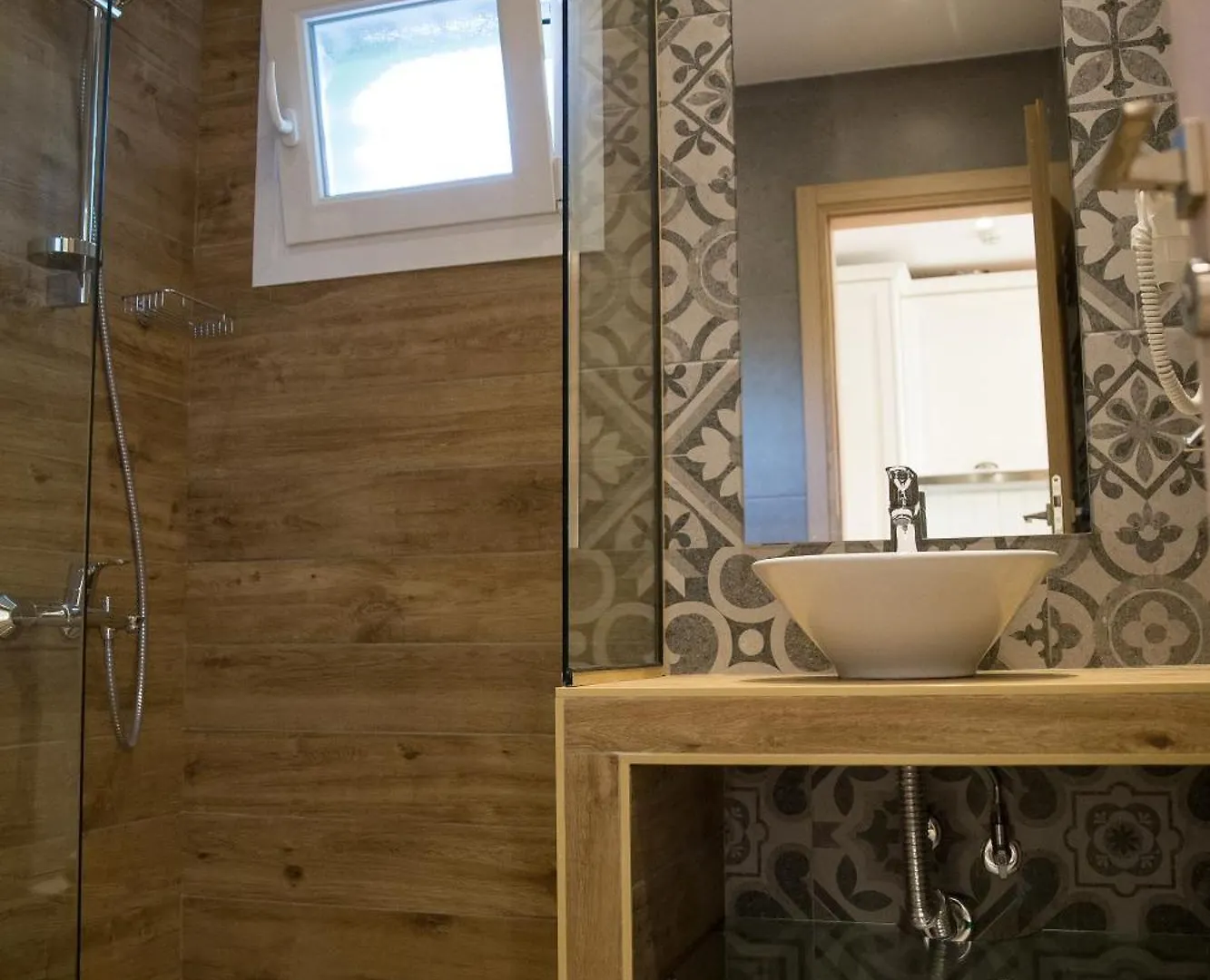 Eco Green Living Toroni Apartment